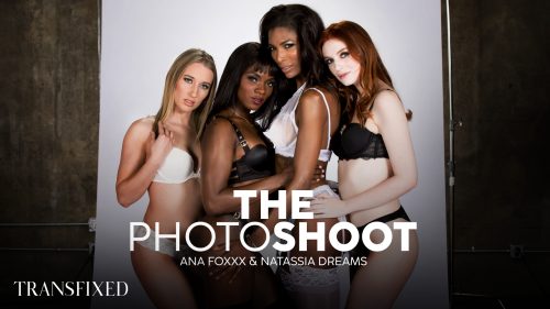 The Photo Shoot – Ana Foxxx & Natassia Dreams